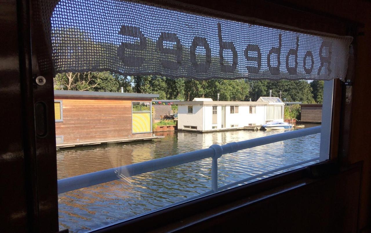 B&B Woonschip Robbedoes アーメルスフォールト エクステリア 写真